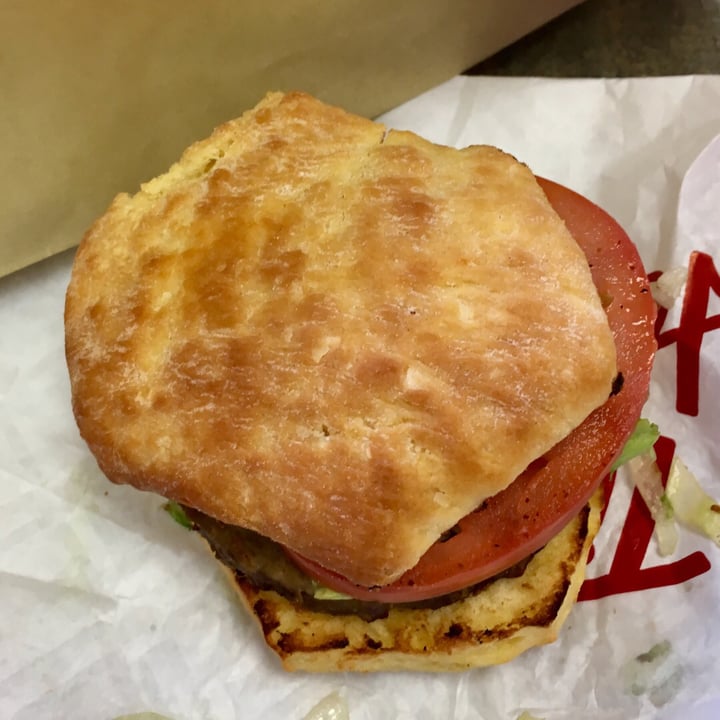 photo of Tim Hortons Vegan breakfast sandwich shared by @selene00 on  12 Aug 2019 - review