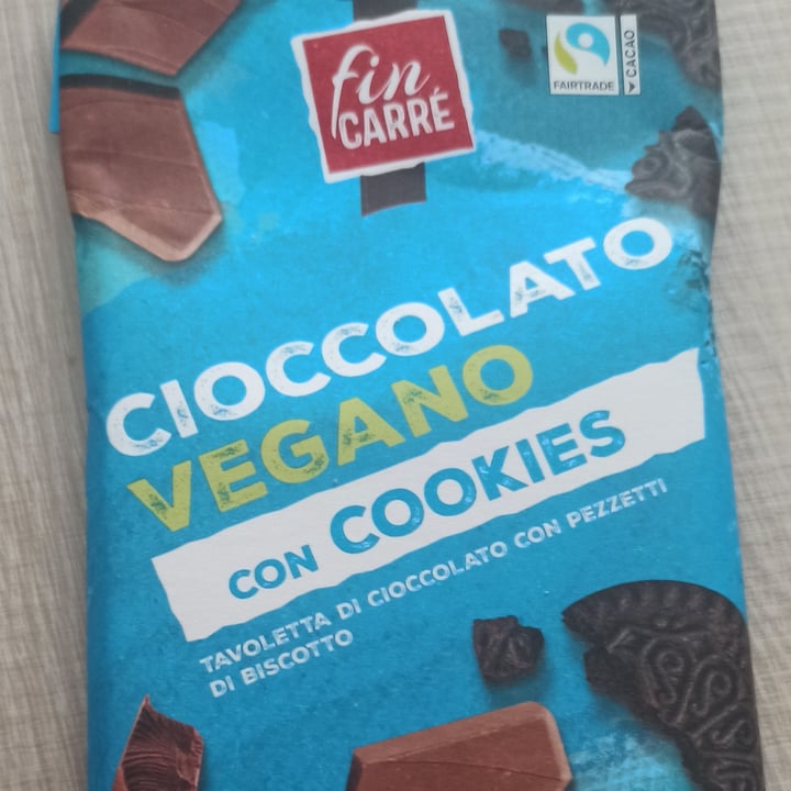 photo of Fin Carré Cioccolato con Cookies shared by @laluisa on  29 Jan 2022 - review