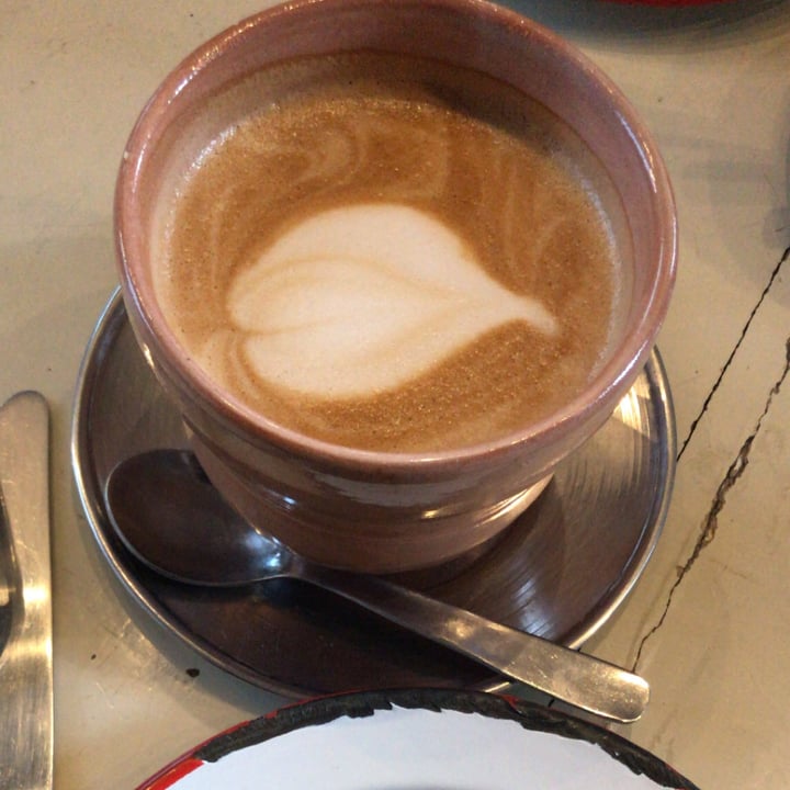 photo of Chicama Café Con Leche De Almendras shared by @chiara160206 on  01 Sep 2022 - review