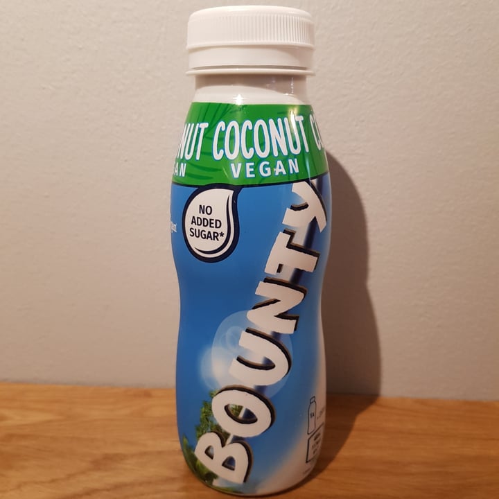 photo of Bounty Bounty Coconut Milkshake shared by @alicesabrina on  02 Apr 2021 - review