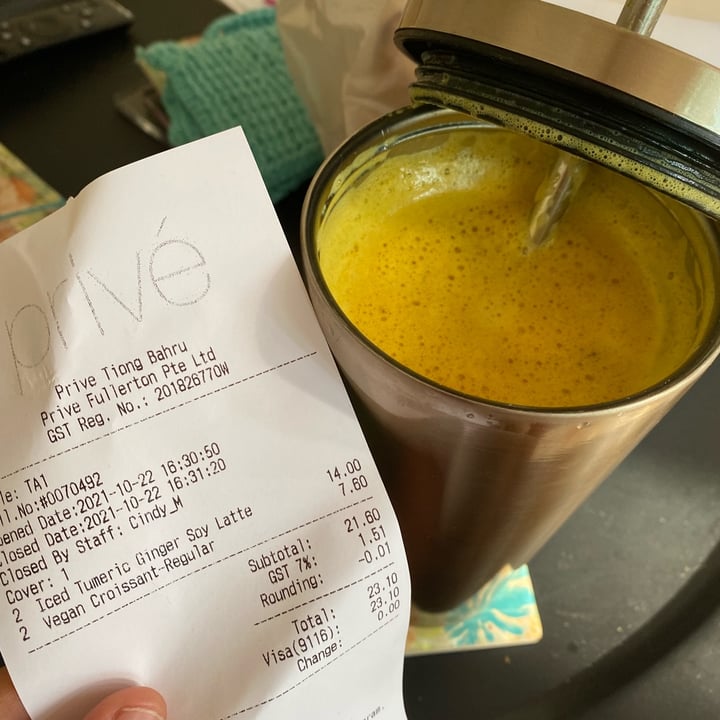 photo of Privé Tiong Bahru Turmeric-Ginger Soy Latte shared by @ahsne on  22 Oct 2021 - review