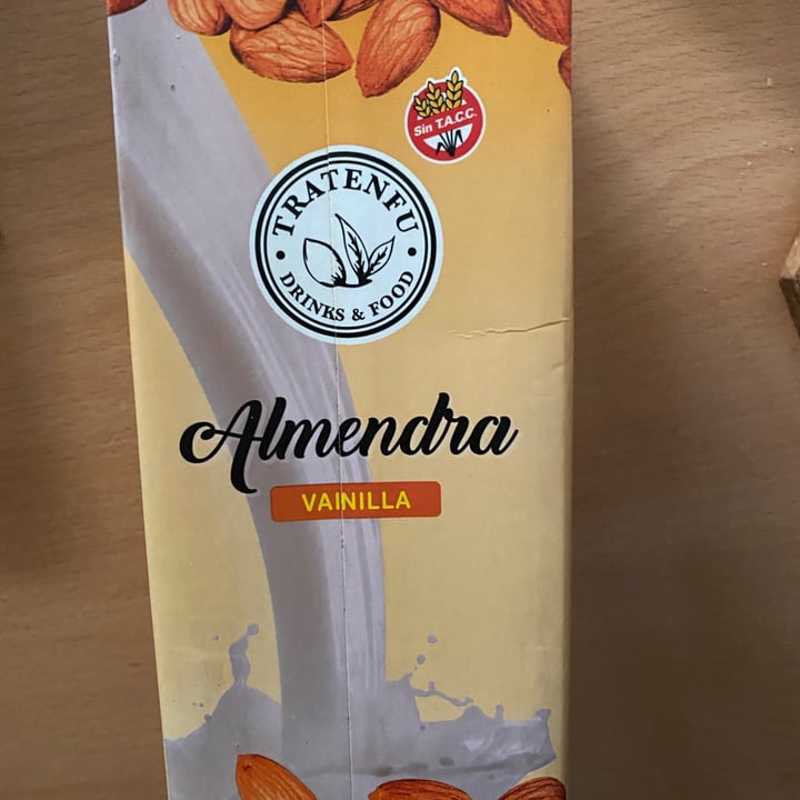 photo of Tratenfu Leche de Almendras Vainilla sin adición de Azúcares shared by @consueloramirezz on  06 May 2021 - review