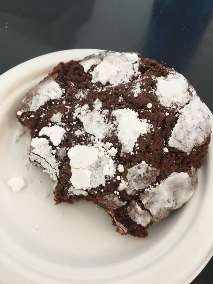 photo of Let Them Eat Cake Vegan chocolate cookie shared by @veghui on  31 May 2019 - review