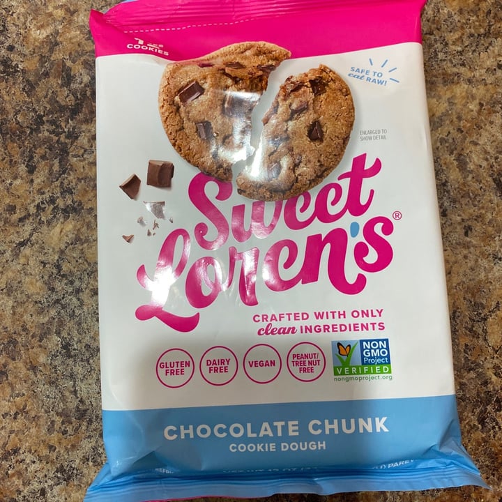 photo of Sweet Loren's Gluten Free Chocolate Chunk Place & Bake Cookie Dough shared by @evyndella on  31 May 2020 - review