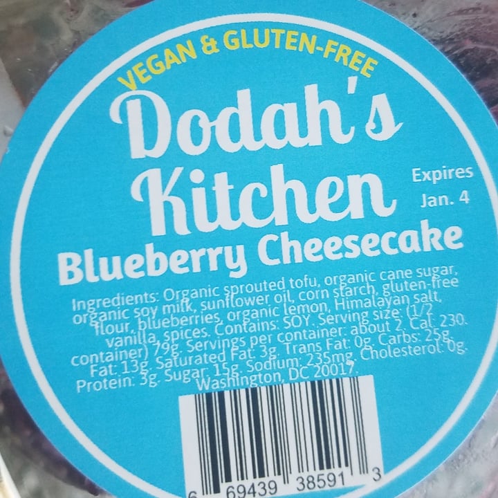 photo of Dodah's Kitchen Blueberry cheesecake shared by @chefvi13 on  15 Jan 2022 - review