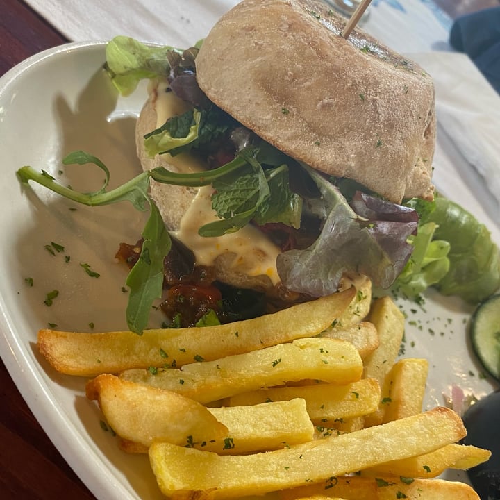photo of La Popote Cafe Vurger shared by @ameliastrachan on  01 Feb 2022 - review