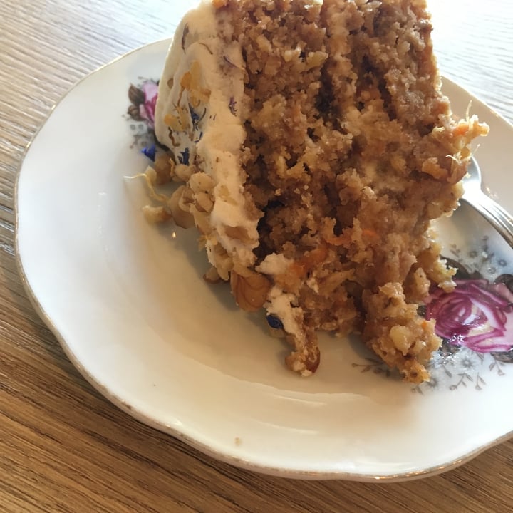 photo of Mad Cucumber Carrot cake shared by @margarita1 on  21 May 2022 - review