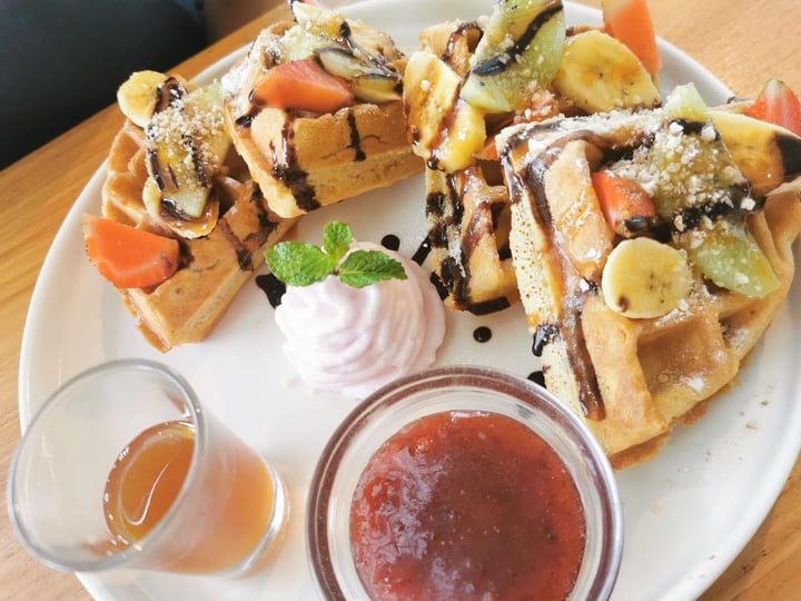 photo of I Am Vegan Babe Cafe Waffles shared by @deanna89 on  04 Nov 2019 - review