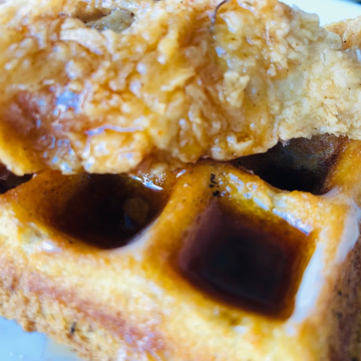photo of Crossroads Kitchen Chicken and Waffles shared by @lonica on  24 May 2021 - review