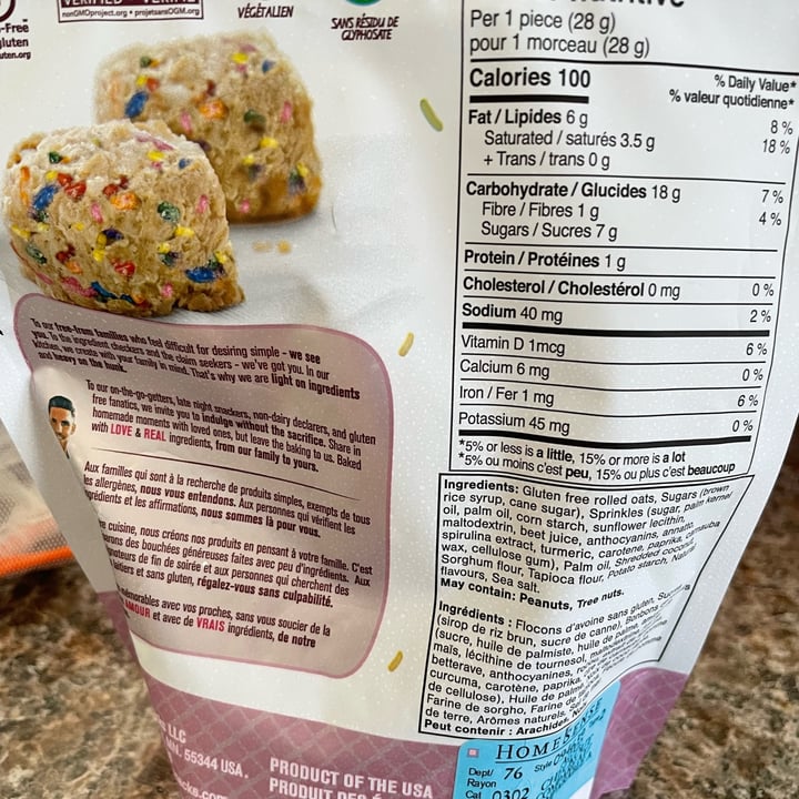 review photo of Heavenly hunks Birthday cake cookies shared by @dgomes on 20 Feb 2022 - review