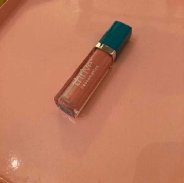 photo of Thrive Causemetics Liquid Lipstick Pink shared by @chasiu on  07 Jun 2020 - review