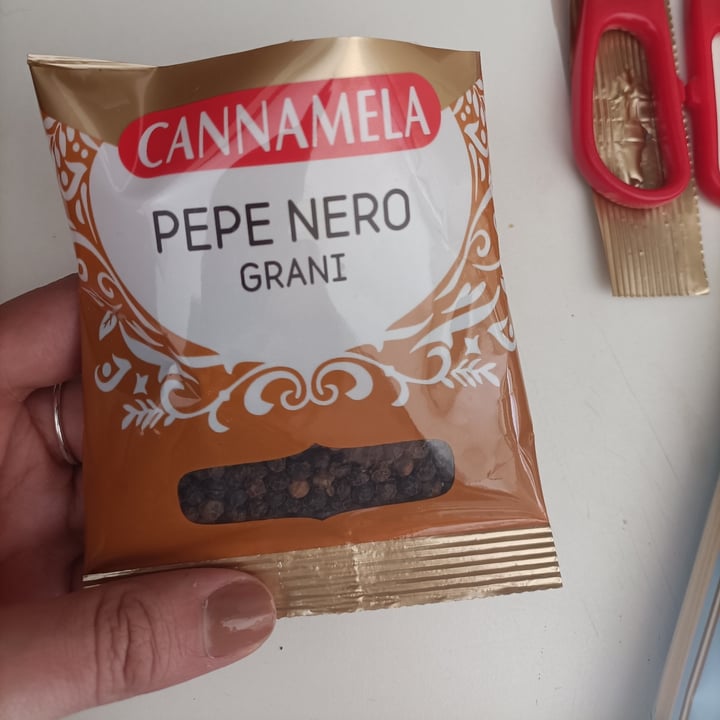 review photo of Cannamela pepe nero in grani, ricarica shared by @cecinestpasfra on 20 Oct 2022 - review