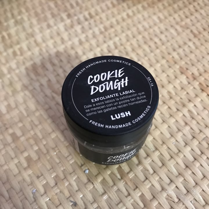 review photo of LUSH Fresh Handmade Cosmetics Cookie dough shared by @magicalvegan on 04 Nov 2020 - review