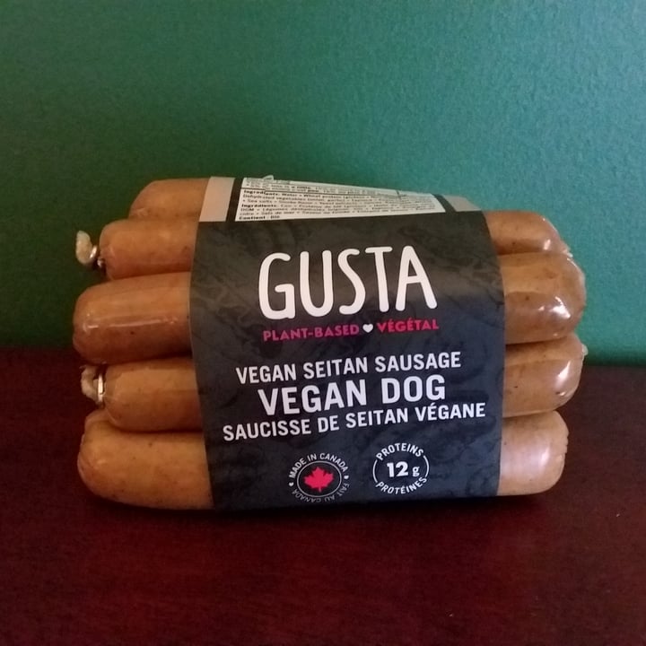 photo of Gusta Vegan Dog shared by @farmette on  10 Aug 2022 - review