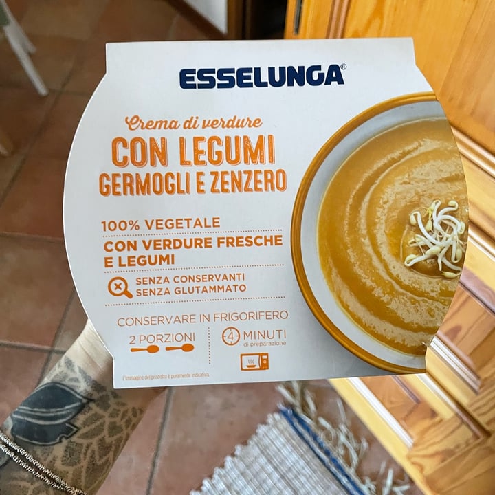 photo of  Esselunga Crema di verdure con legumi germogli e zenzero shared by @saretina on  02 Apr 2022 - review