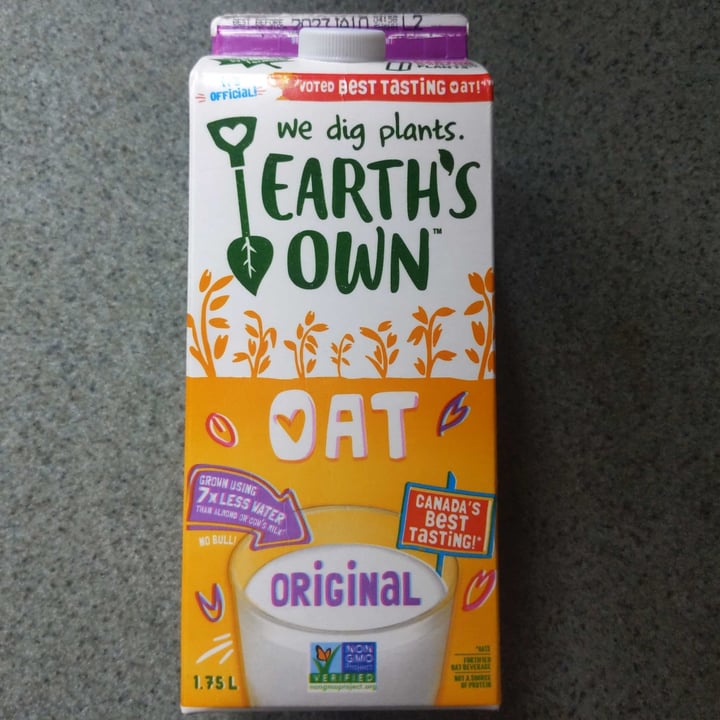 photo of Earth's Own Oat Milk shared by @shelbvee on  23 Nov 2022 - review