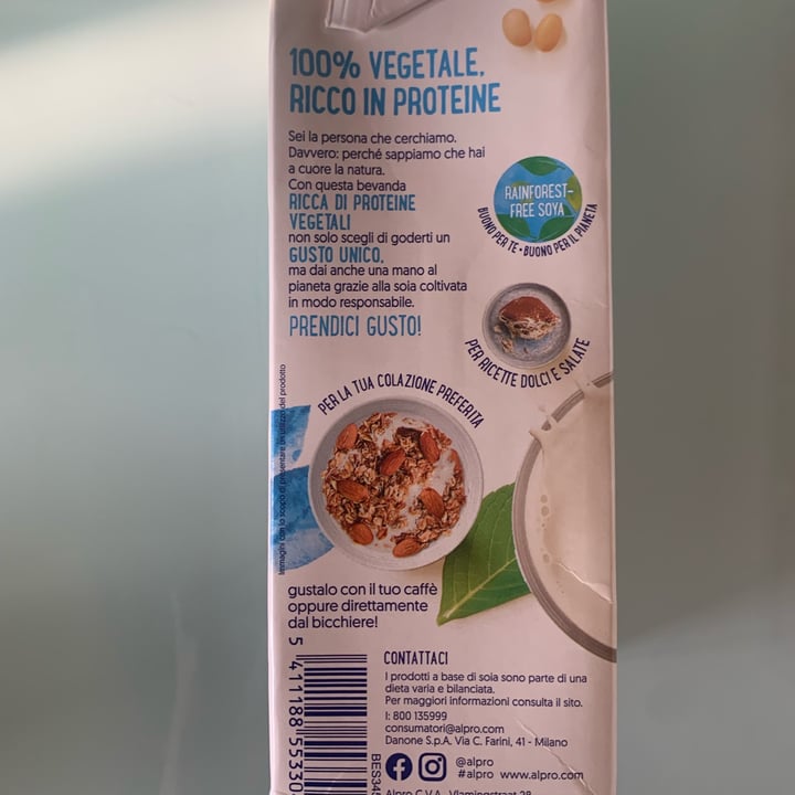 review photo of Alpro Latte di soia chilled to perfection shared by @violetsandford on 01 Sep 2022 - review