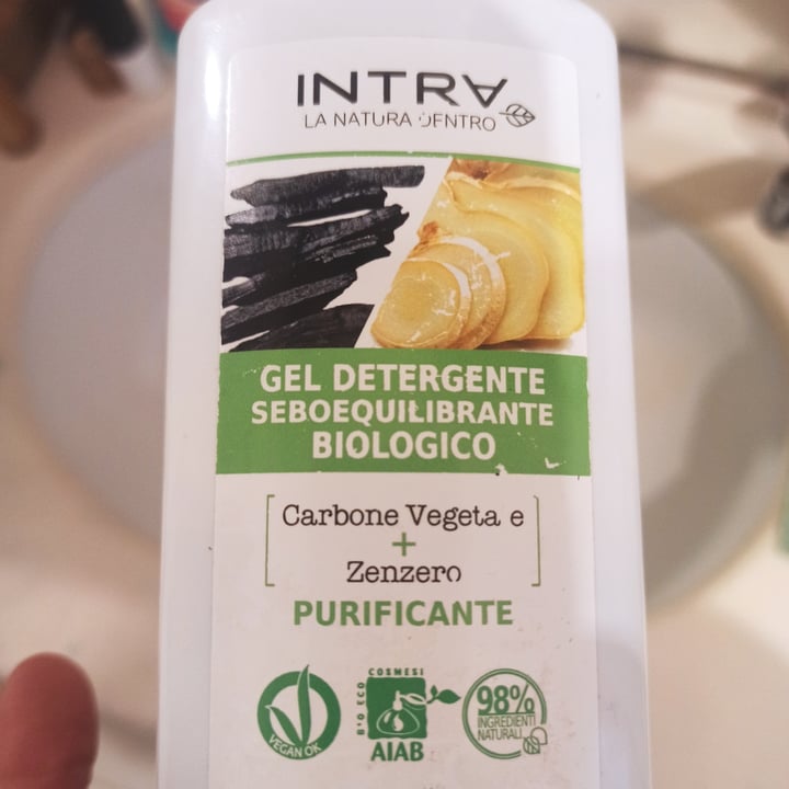 photo of Intra Natural Gel detergente shared by @psicomedusa on  02 Apr 2022 - review