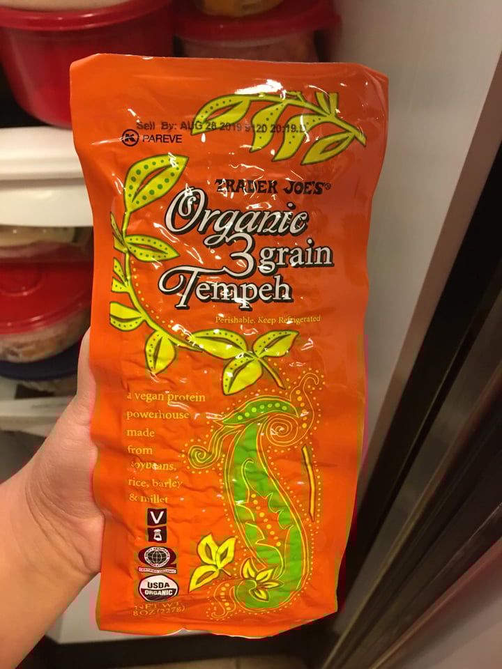 review photo of Trader Joe's Organic 3 Grain Tempeh shared by @heyvegangal on 26 May 2019 - review