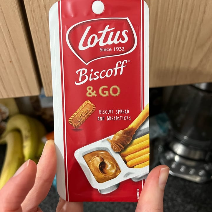 photo of Lotus Biscoff Biscoff & Go shared by @ameriamber on  30 Sep 2022 - review
