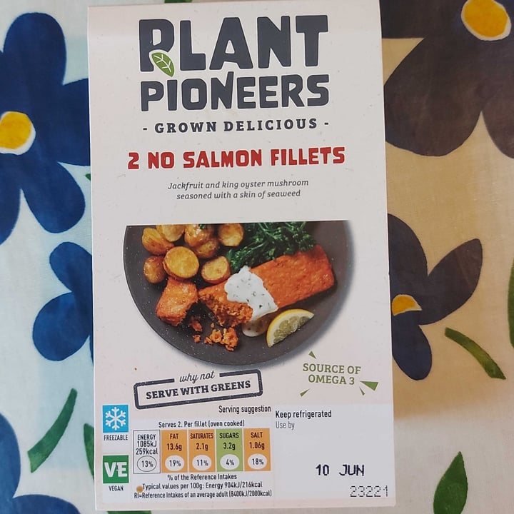 photo of Plant Pioneers 2 no salmon fillets shared by @francomariangela85 on  07 Jun 2022 - review