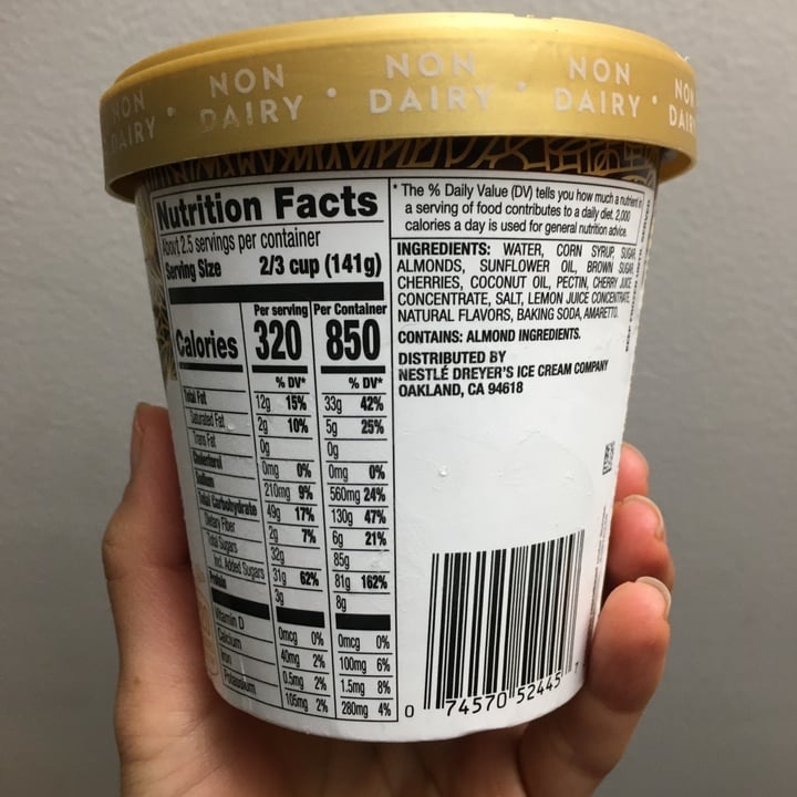 photo of Häagen-Dazs Non-Dairy Spirits Amaretto Black Cherry Almond Toffee shared by @ecolover on  06 Mar 2020 - review