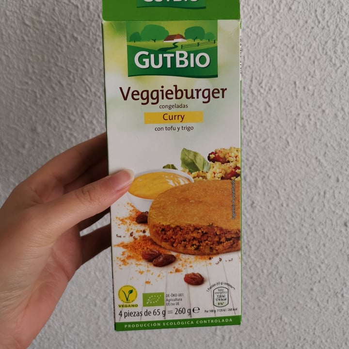 photo of GutBio Veggieburger de Curry shared by @marthu09 on  17 Aug 2020 - review