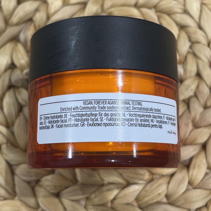 review photo of The Body Shop Vitamin C Glow Boosting Moisturiser shared by @missborderias on 02 Jul 2022 - review