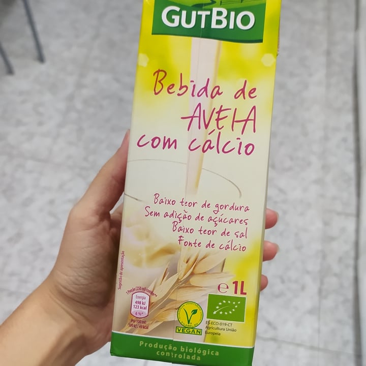 photo of GutBio Bebida de aveia com cálcio shared by @charl07e on  17 May 2022 - review
