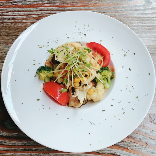 Photo of the dish “Pasta with Mixed Vegetables in Curry Sauce”