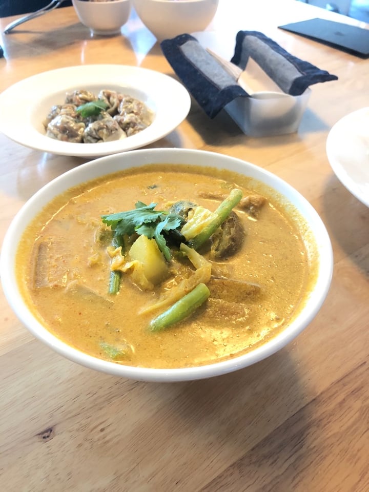photo of Real Food Curry Soup Noodles shared by @sheepootatoes on  20 Mar 2020 - review