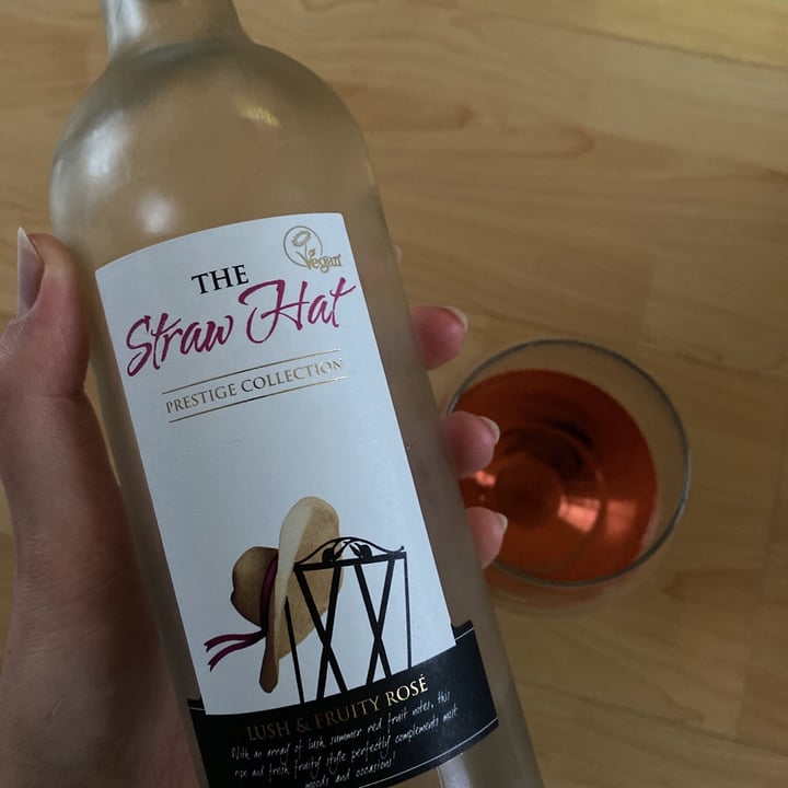 photo of The Straw Hat Rosè shared by @yumfluff on  11 Jul 2021 - review