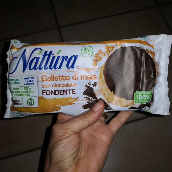 photo of Nattura gallette di mais con cioccolato fondente shared by @claudiasquillante on  31 Oct 2022 - review