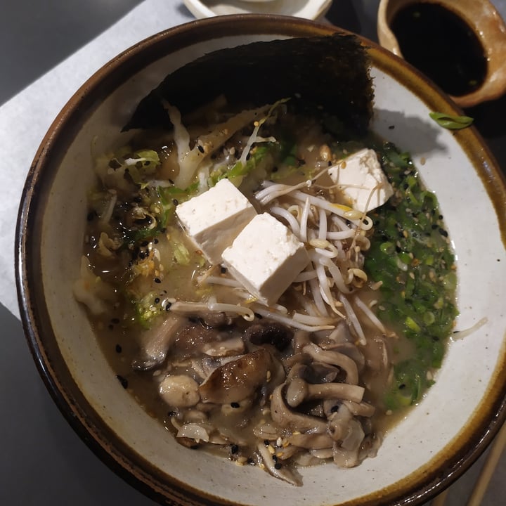 photo of Oishi Ramen Bar Lamen Vegano (Cogumelo E Tofu) shared by @gabimgarcia on  11 Jun 2022 - review