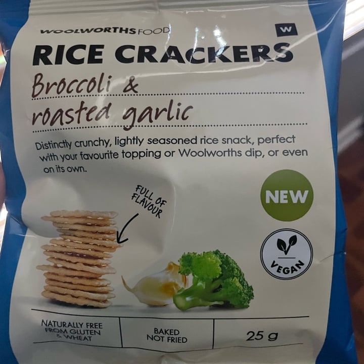 photo of Woolworths Food Rice crackers broccoli and roasted garlic shared by @zannecreativechicks on  18 Nov 2021 - review