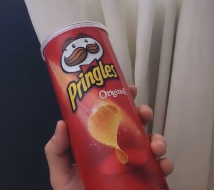 photo of Pringles Pringles Original shared by @lucho13 on  24 Mar 2020 - review
