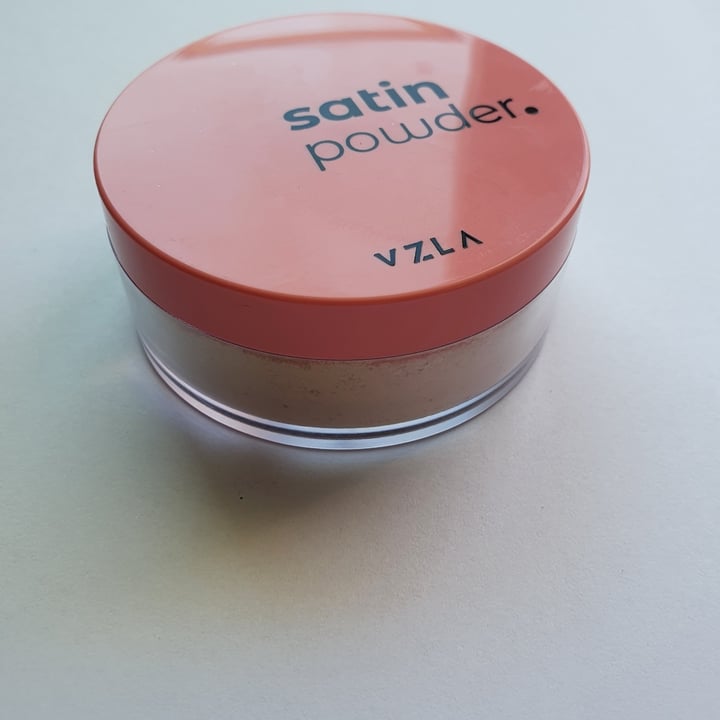 review photo of Vizzela Cosméticos Satin Powder shared by @abvalentim on 10 Jul 2021 - review