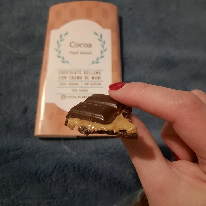 photo of Cocoa Plant Based Chocolate Relleno Con Crema De Maní shared by @vegaly on  20 Aug 2021 - review