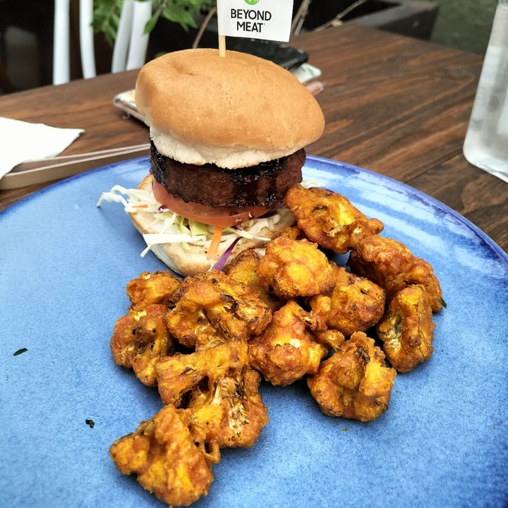 photo of Infinite Café Plant-Powered Kitchen The Alhambra burger shared by @michelleking on  23 Jul 2022 - review