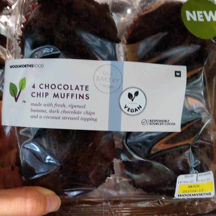 photo of Woolworths Food Chocolate chip muffins shared by @nila108 on  11 Oct 2021 - review