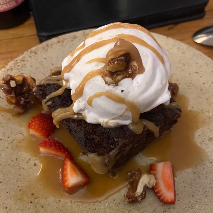 review photo of i like ramen Chocolate Brownie shared by @brunasefrin on 03 Sep 2021 - review