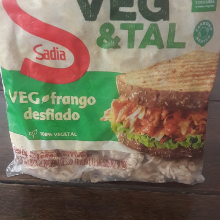 review photo of Sadia Veg Frango Desfiado shared by @anagoncalves on 17 Apr 2022 - review