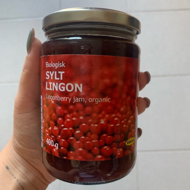 photo of Ikea Lingonberry Jam shared by @viquismiquis on  30 Jun 2022 - review