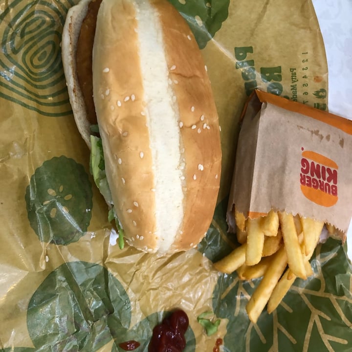 photo of Burger King Cavendish Plant based royale shared by @sewdie on  23 Mar 2022 - review