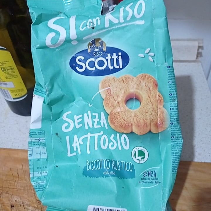 photo of Sì Con Riso Biscotto rustico shared by @vegangiorgy on  08 May 2022 - review
