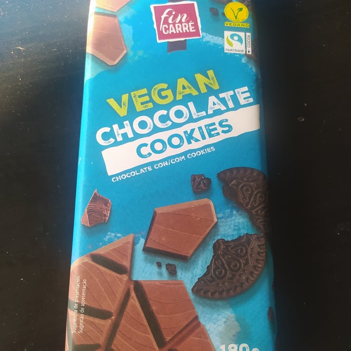 photo of Fin Carré Cioccolato con Cookies shared by @carmen14 on  27 Aug 2022 - review