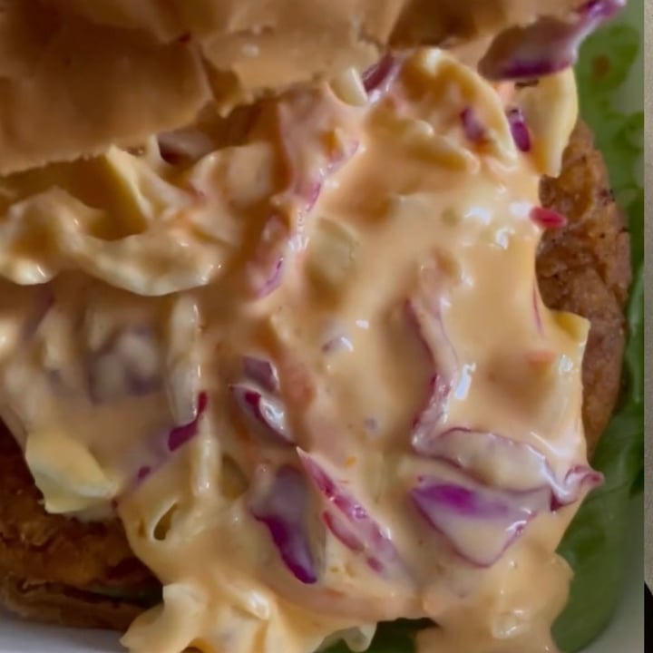 photo of The Vegan Chef Sandton Crispy zingy burger shared by @globalvegan on  05 Feb 2022 - review