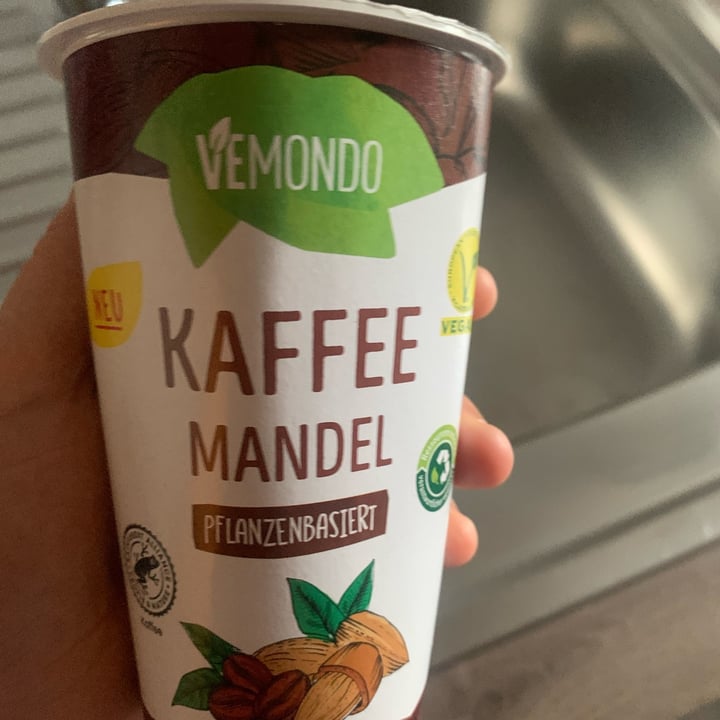 photo of Vemondo  kaffee mandel shared by @sabrinamarangoni on  23 Aug 2022 - review