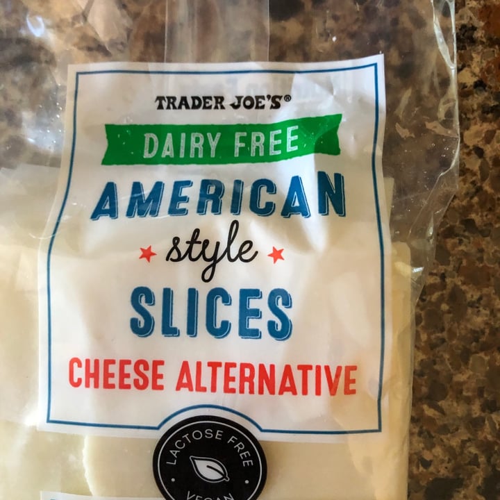 photo of Trader Joe's American Style Slices (non Dairy) shared by @bfly053 on  01 Jun 2021 - review