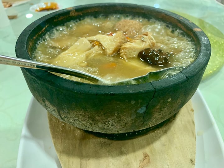 photo of Miao Yi Vegetarian Restaurant Herbal Monkeyhead Mushroom Pot shared by @even on  02 Aug 2019 - review